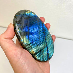 Grand Galet Labradorite bleu / vert (pierre de protection) Galet [mes jolis cristaux]