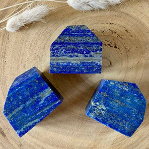 Forme Libre de Lapis Lazuli (intuition / clairvoyance) formes libres [mes jolis cristaux]