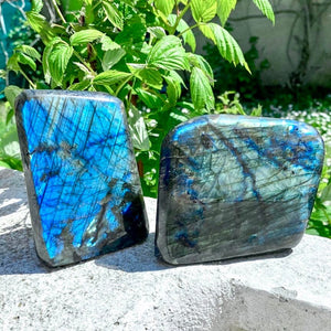 Bloc de Labradorite (pierre de protection) formes libres [mes jolis cristaux]