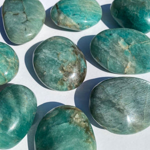 Galet Amazonite (apaise les traumas émotionnels) Galet [mes jolis cristaux]